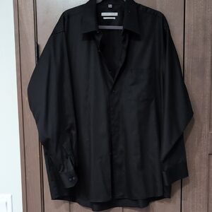 Geoffrey Beene Midnight Black Button Down Shirt